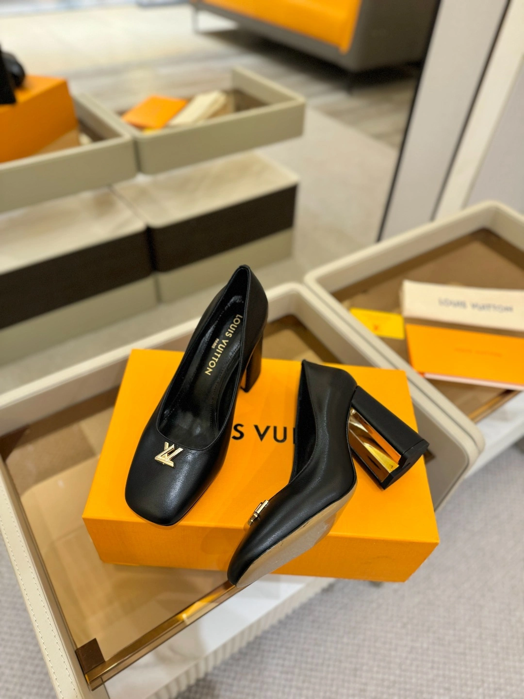 COCO-- 8V 1AGYAU Calfskin goatskin Heel height：8.5CM item:E-X158D4131